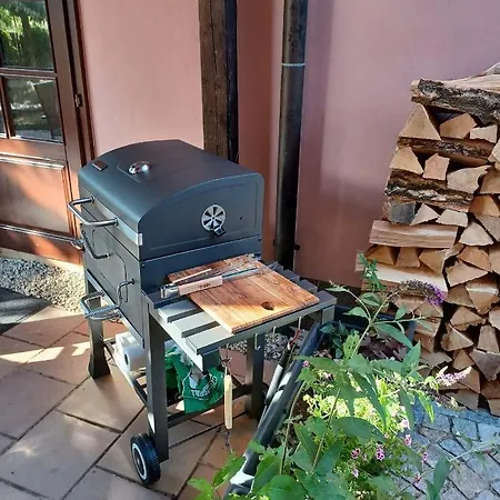 Ubytování v soukromí V Soukromí Na Sadové 906 - *