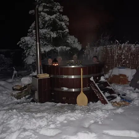 V Soukromi Na Sadove 906 - *