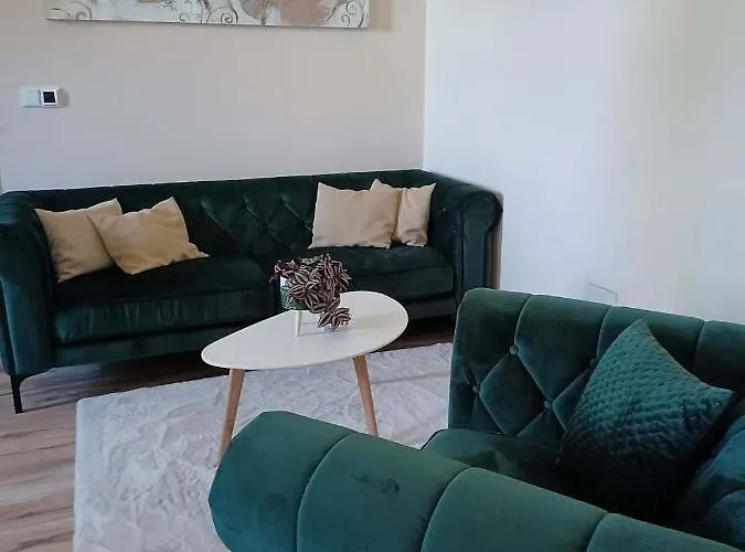 V Soukromi Na Sadove 906 - Homestay
