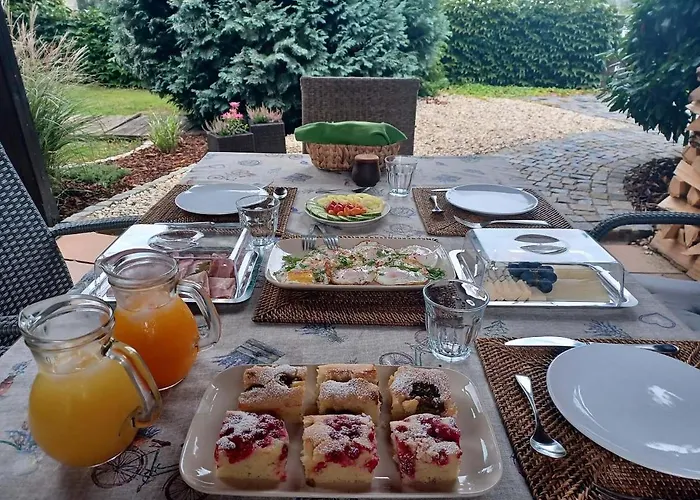 V Soukromi Na Sadove 906 -
