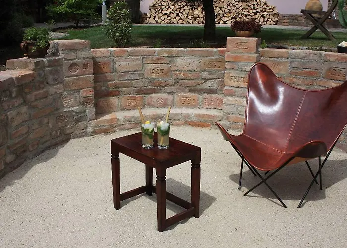 Homestay V Soukromi Na Sadove 906 - *
