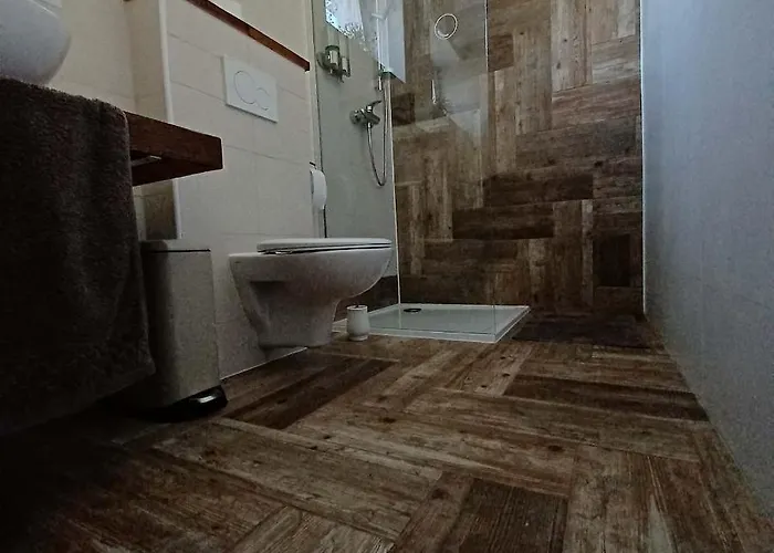 V Soukromi Na Sadove 906 - *