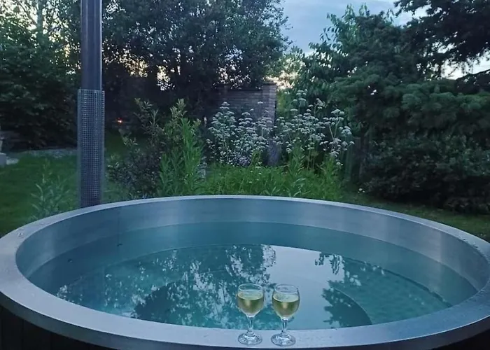 Privatunterkunft V Soukromi Na Sadove 906 - *