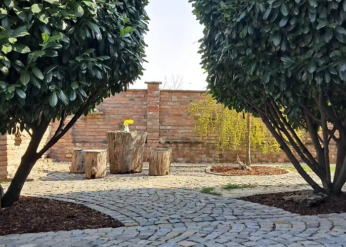 V Soukromi Na Sadove 906 - Homestay